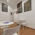 Via Genova דירה