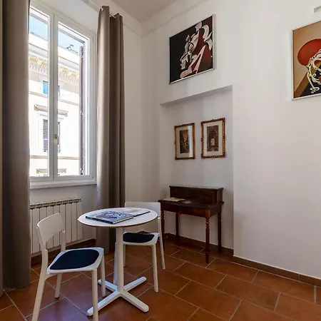 Via Genova Apartmán *